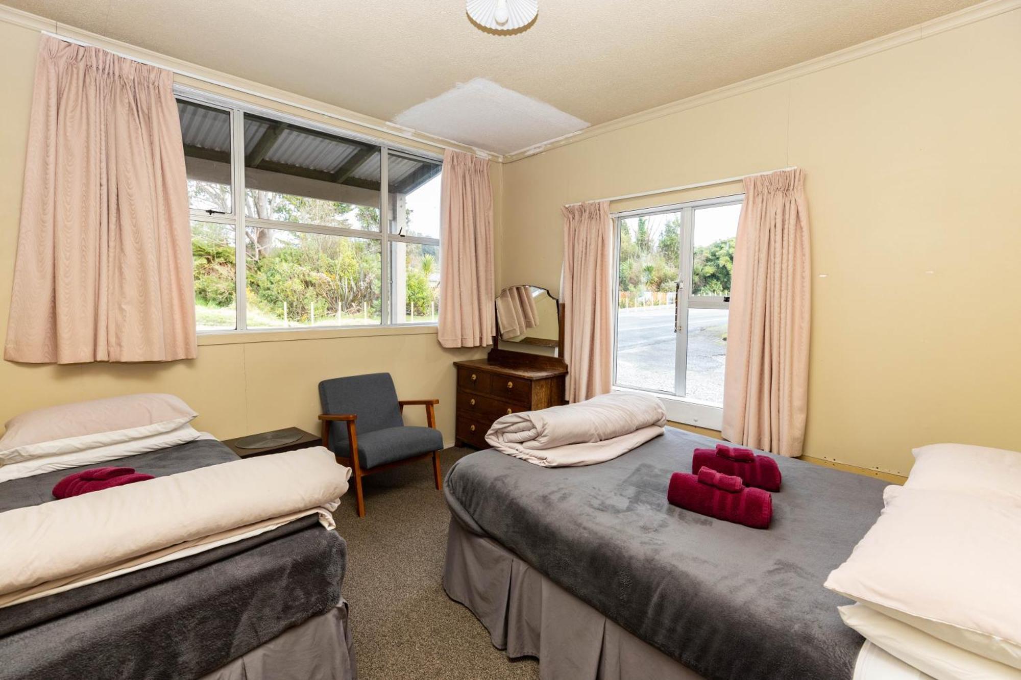 Kaniere * Hokitika